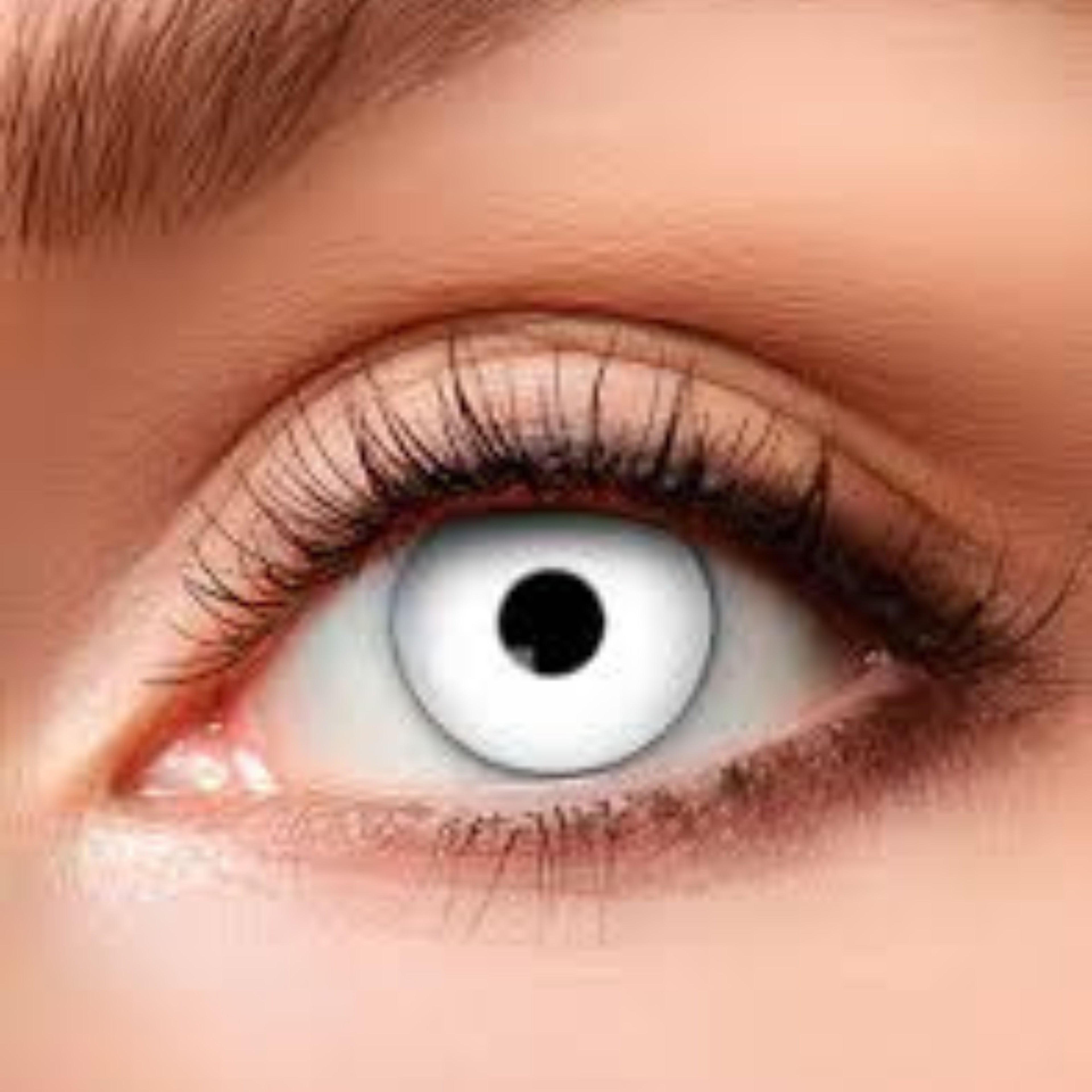 Weiße Kontaktlinsen Geisteraugen Horror